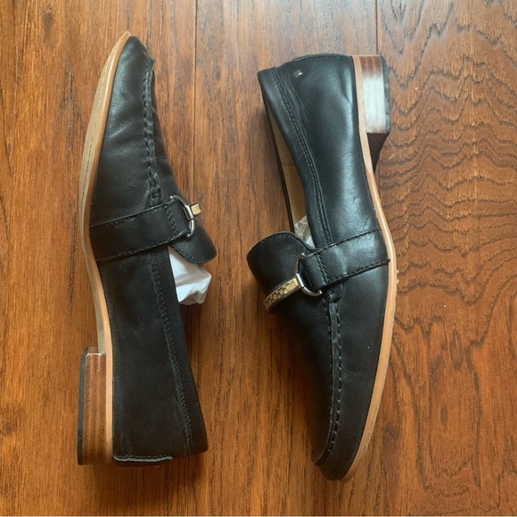 Dolce Vita Black Leather Loafer with Croc Detail - Size 7.5 - Picture 5 of 10